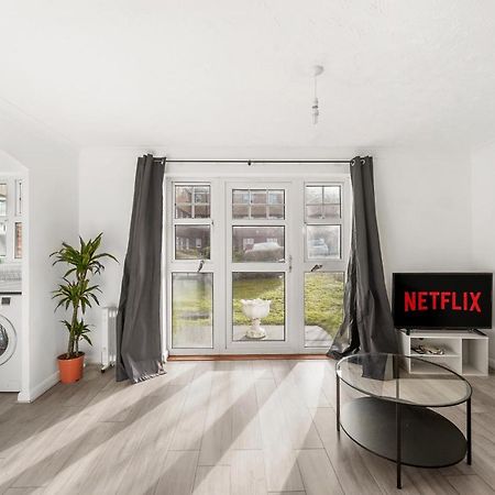 Cozy Luton Town Centre Retreat Appartement Buitenkant foto